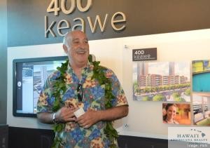 Harry A. Saunders III, president of Castle & Cooke Hawaii welcomes attendees to the 400 Keawe groundbreaking ceremony.
