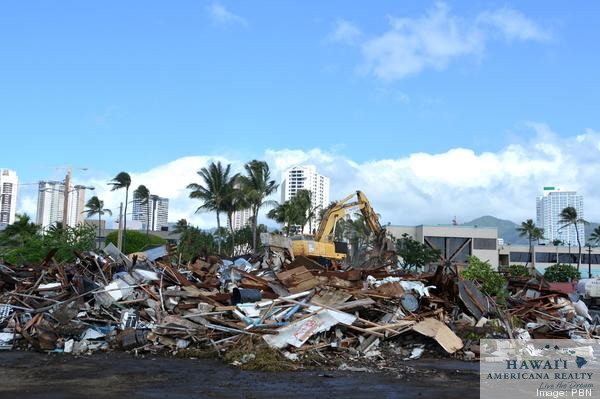 Honolulu’s iconic Fisherman’s Wharf building torn down
